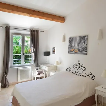 Villa Tropez Villa, In A Private And Closed Domain