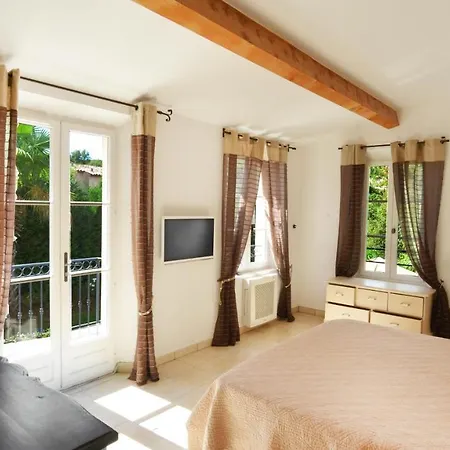 Tropez Villa, In A Private And Closed Domain *
