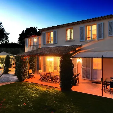 Βίλα Tropez Villa, In A Private And Closed Domain