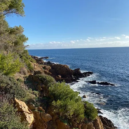 Βίλα Tropez Villa, In A Private And Closed Domain